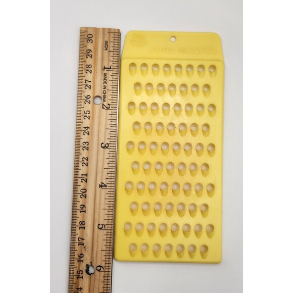 Esso Gas Station Plastic 6" x 2.5 " Food Grater Promo - Picture 4 of 5